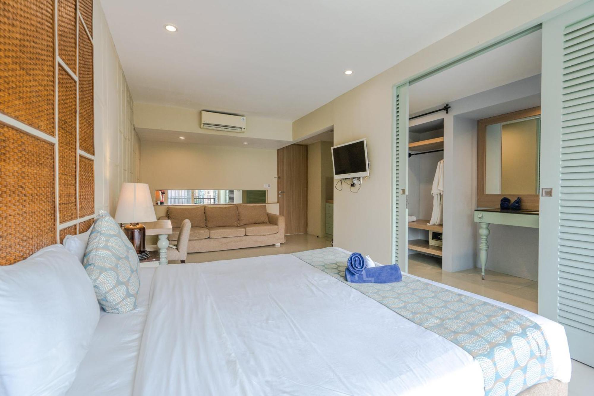 Hotel Sans Vibes Astana Seminyak (Bali)